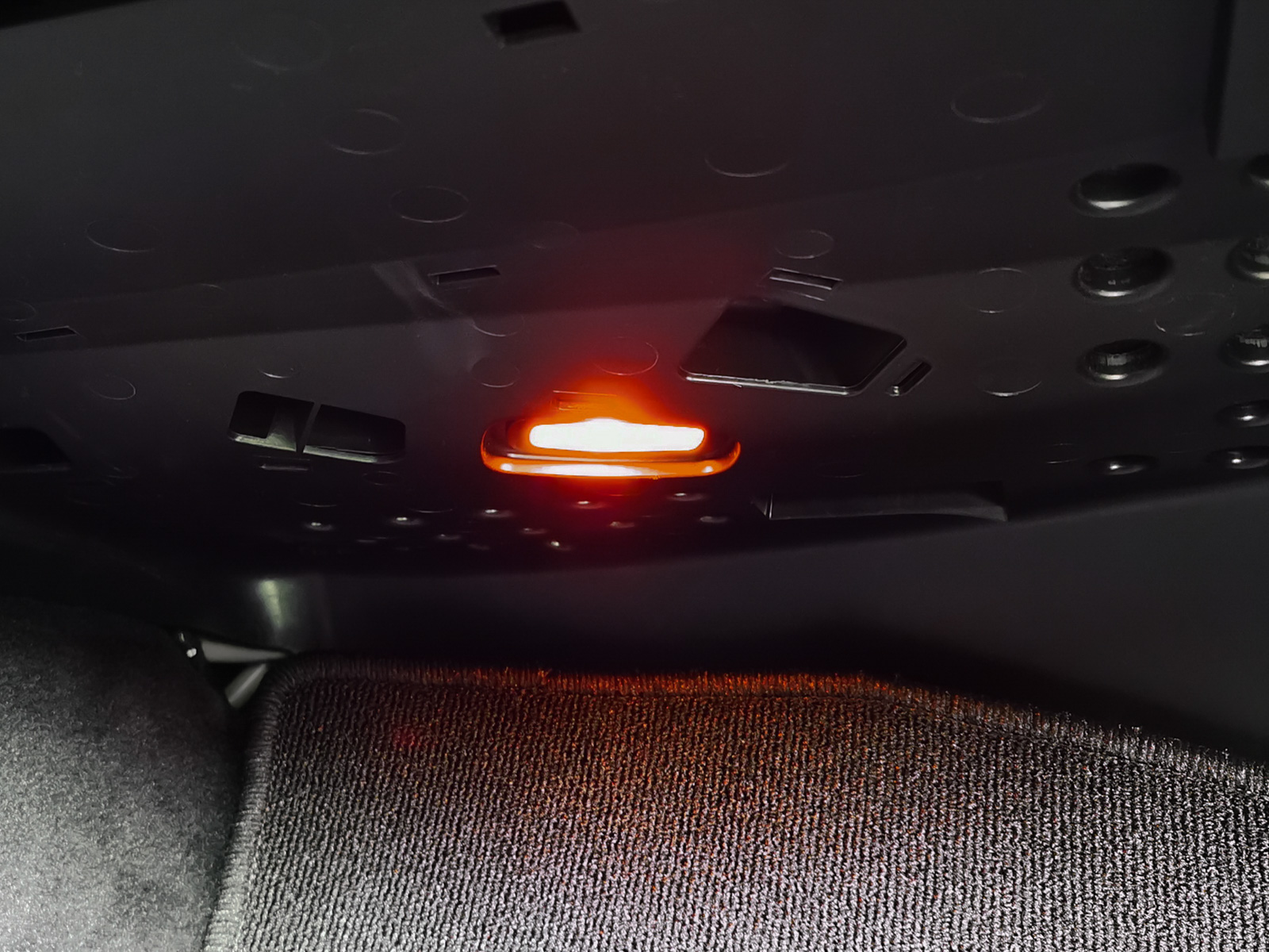 SCHAWE LED ambient lighting for Mercedes-Benz C-Class 205