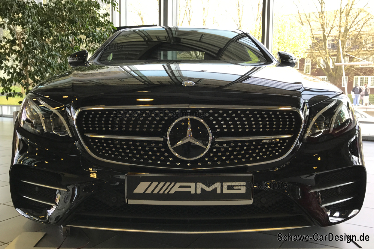 Retrofit: E43 AMG Mercedes-Benz diamond radiator grille for E